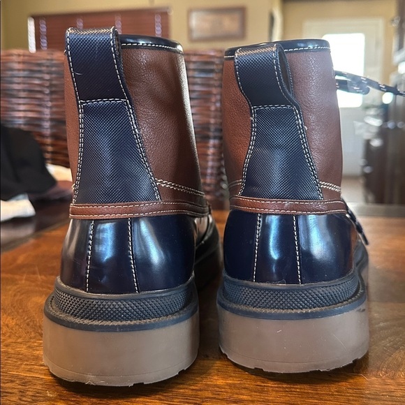 Guess men’s Canfield boots size 11.5 as new condition main image 5